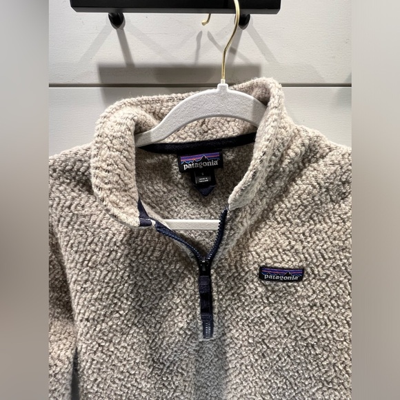 Women’s Patagonia quarter zip - Picture 6 of 6